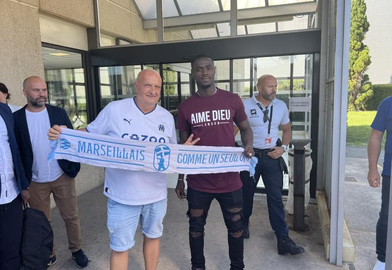  Eric Bailly u Marseilleu - Marseille posudio Baillyja iz Manchester Uniteda